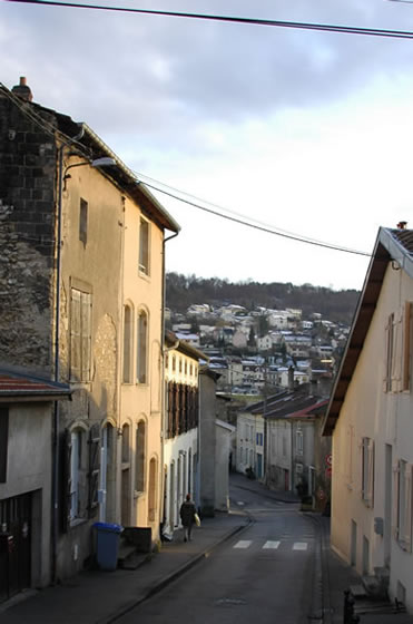 Vue couleur de la rue De La salle en 2009 (photographie couleur : Jean-Luc Gouret)